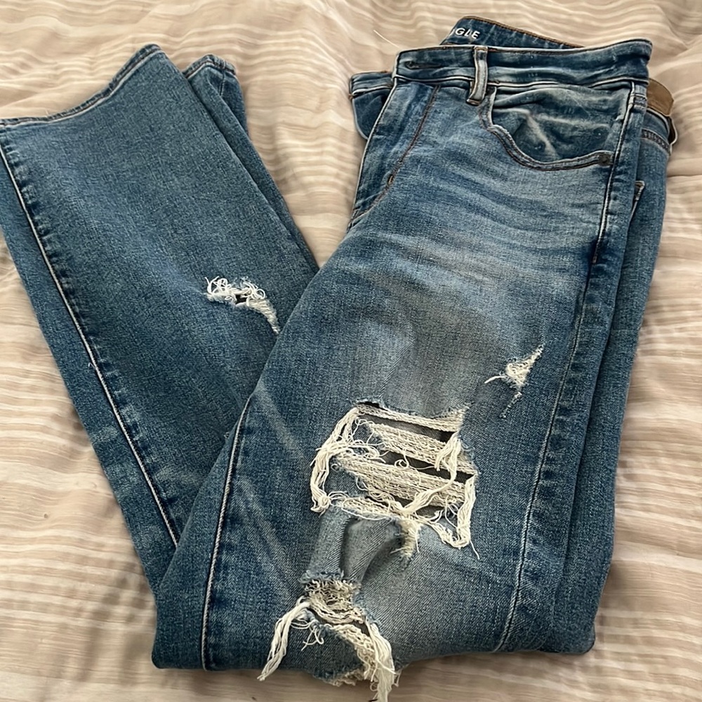 Distressed AE jeans